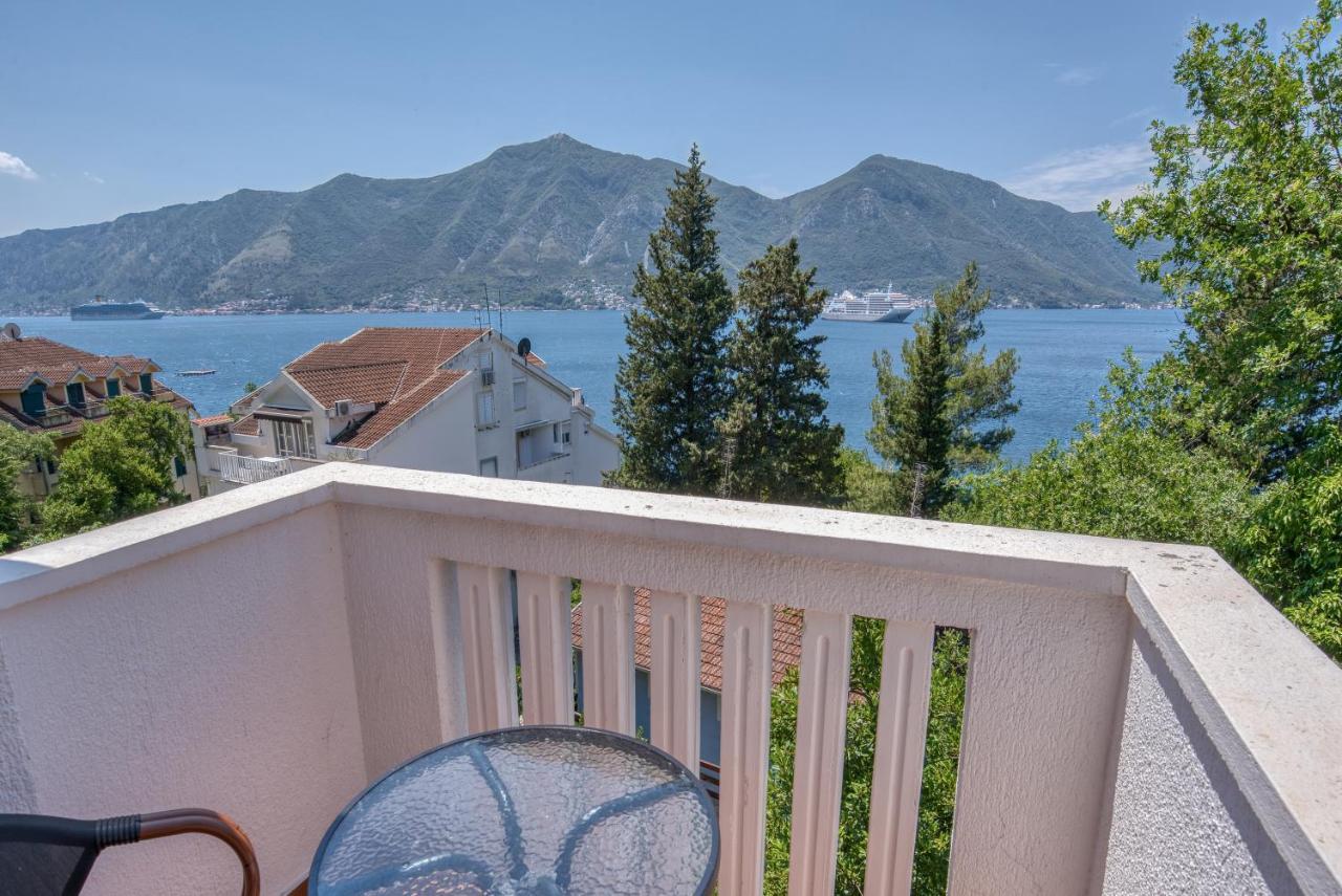 Apartment Elegant Kotor Extérieur photo